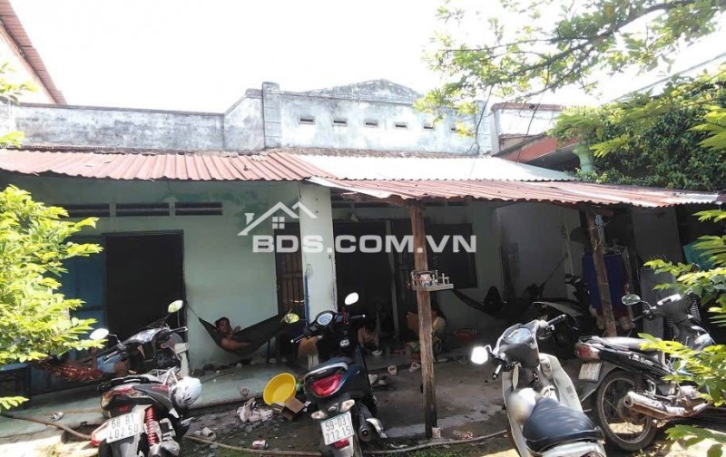 Bán nhà riêng Tân Phước Khánh, Tân Uyên BD, gần ngã 4 miếu ông Cù, đối diện BV Hạnh Phúc, cạnh cty nệm Kim Cương